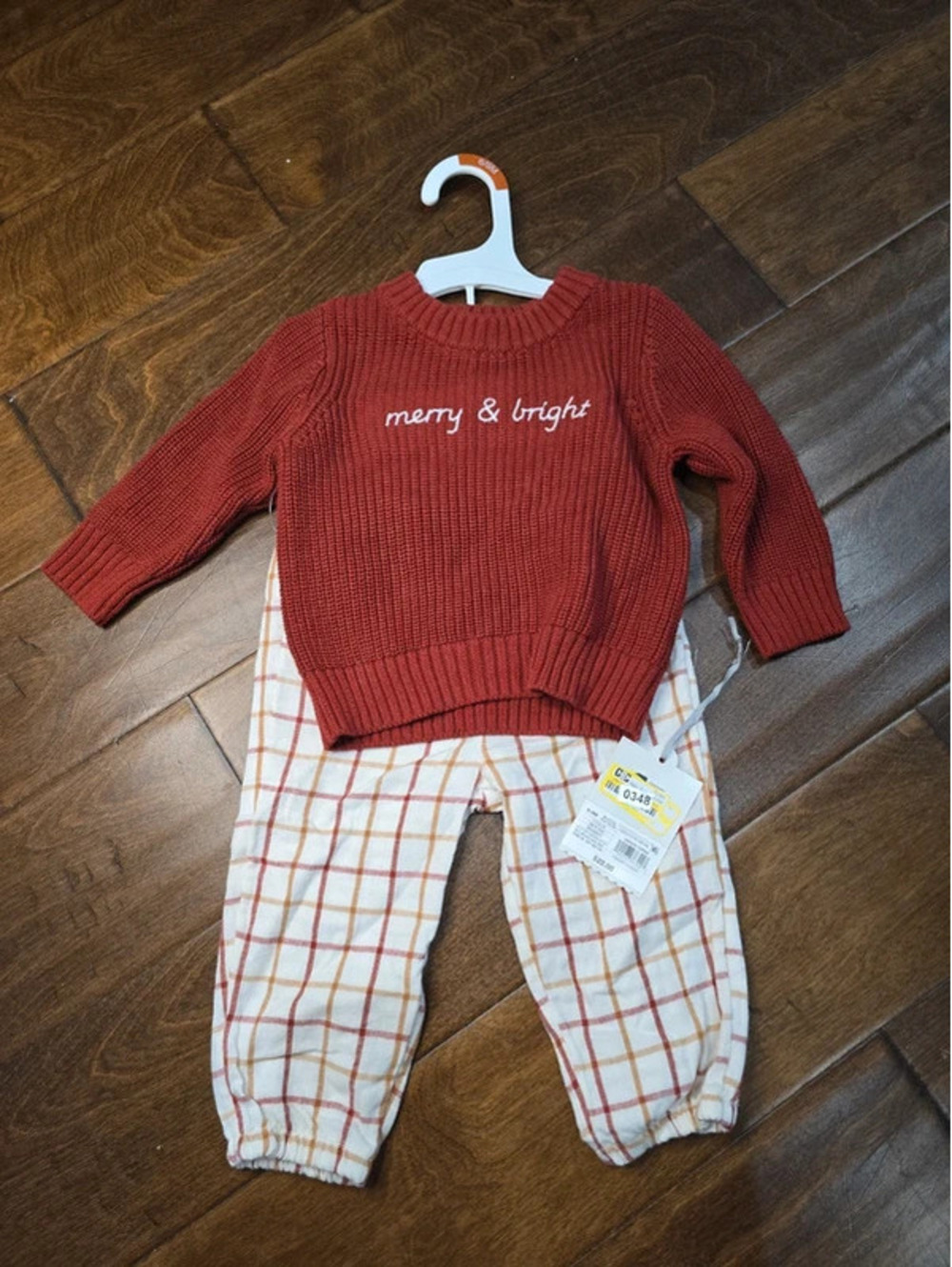 6 to 9m brand new christmas outfit from cloud island item 348G6